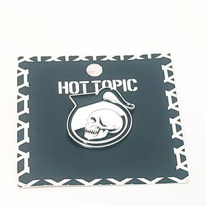 Skull Coffee Pot Pin 1" Enamel Black White Human Hot Topic